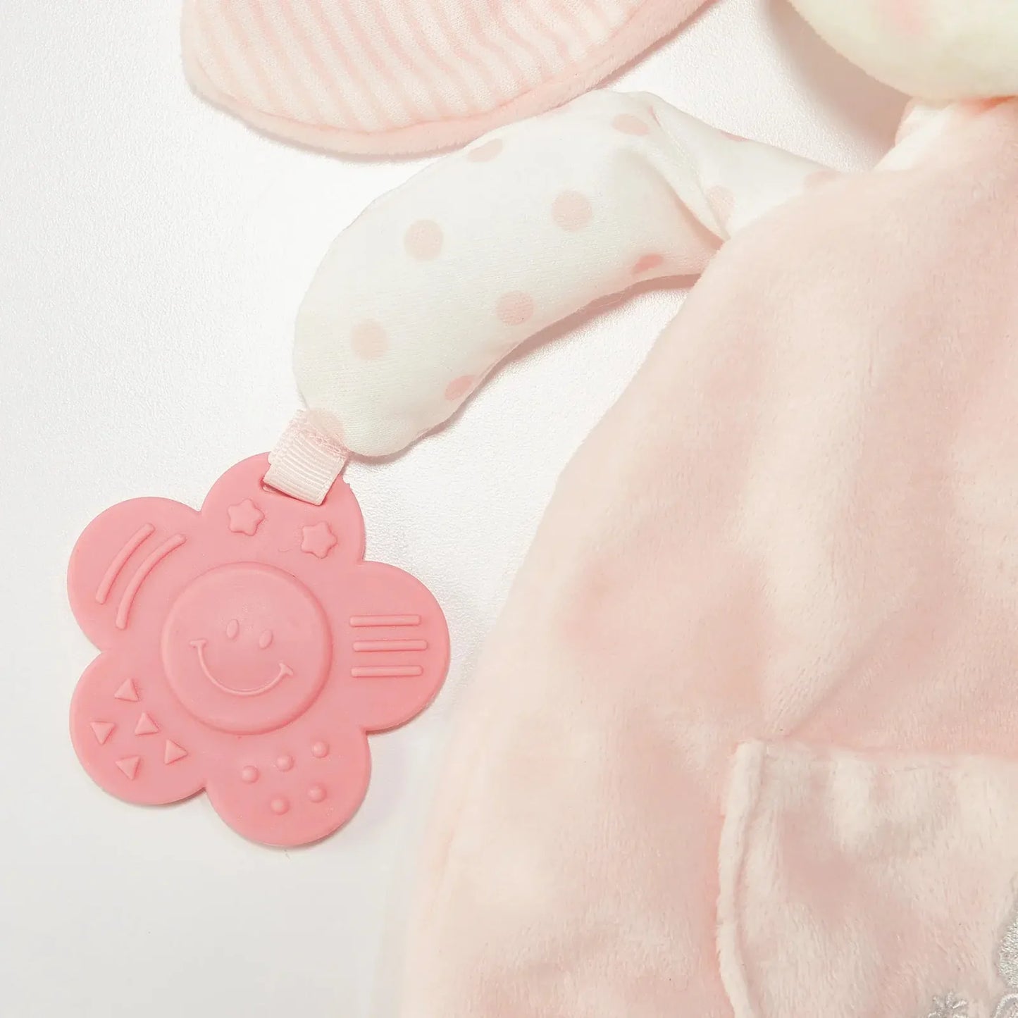 Blossom's Activity Toy: Bunnies By The Bay
