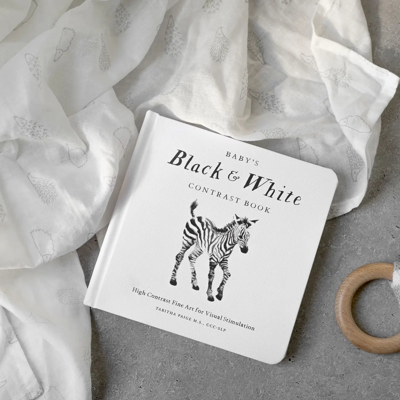Black and White: Contrast Book For Baby