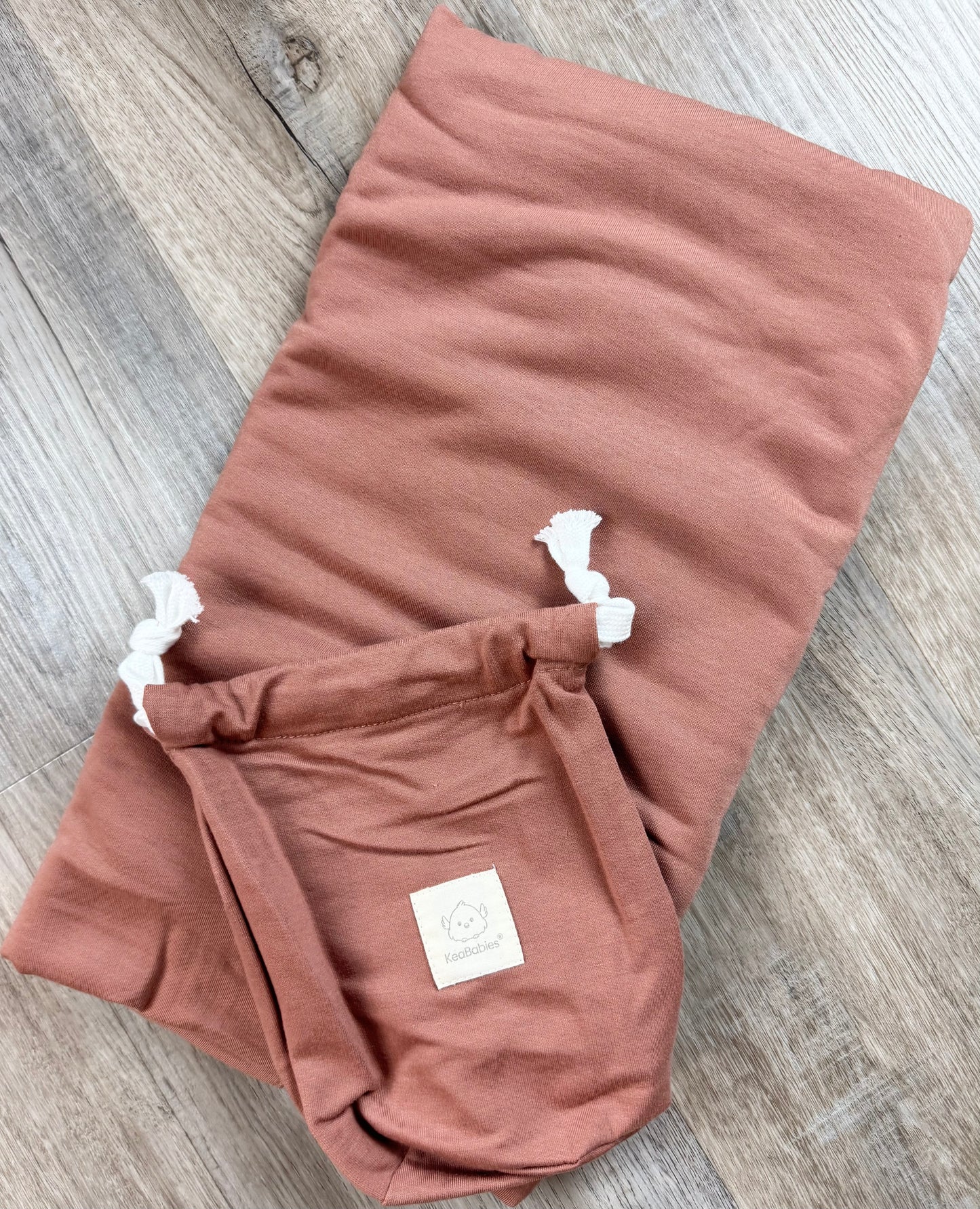 KeaBabies: Original Baby Wrap Carrier (Terracotta)
